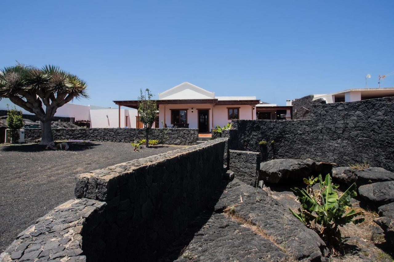 Villa Casa Lola Lanzarote Piscina Climatizada Y Wifi Free à San Bartolomé Extérieur photo
